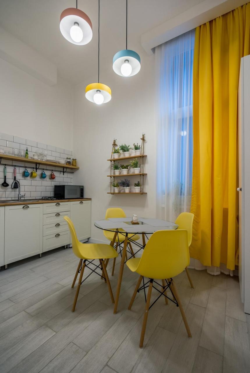 Irina'S Cozy Apartment In Old Тбилиси Экстерьер фото